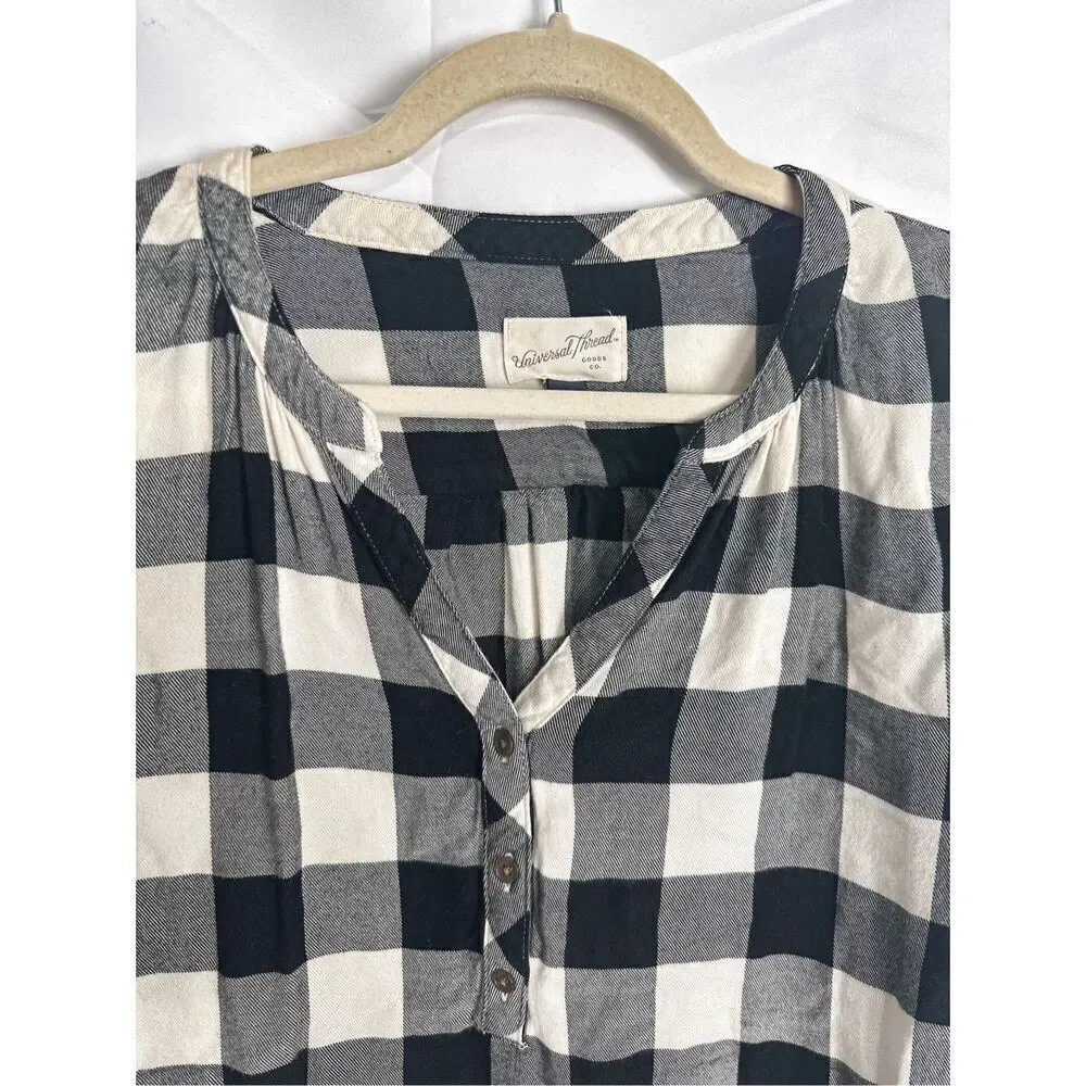 Universal Thread Top - Picture 5 of 12